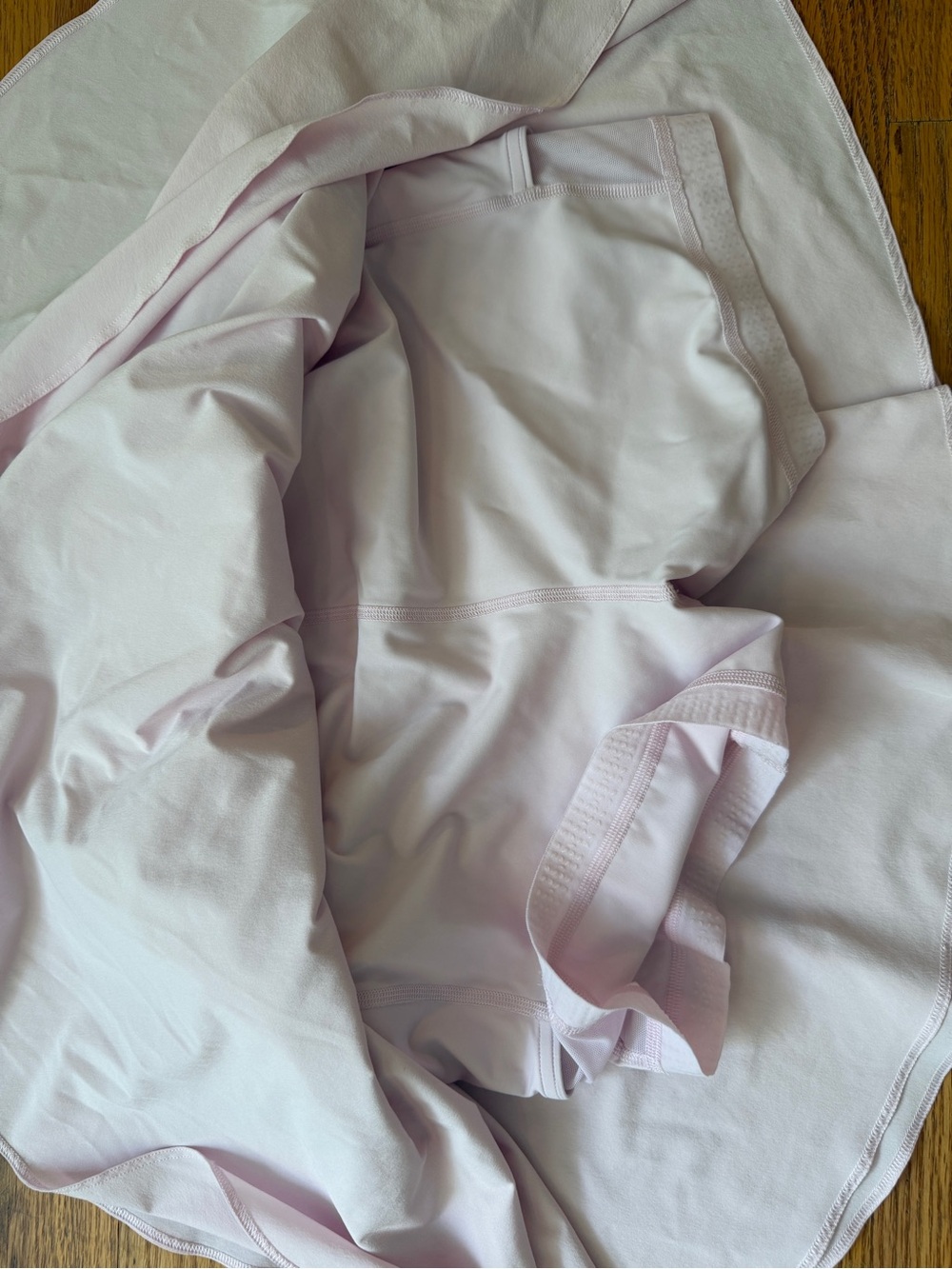Lululemon Court Rival - Strawberry Milkshake - Size 12 - Picture 4 of 4